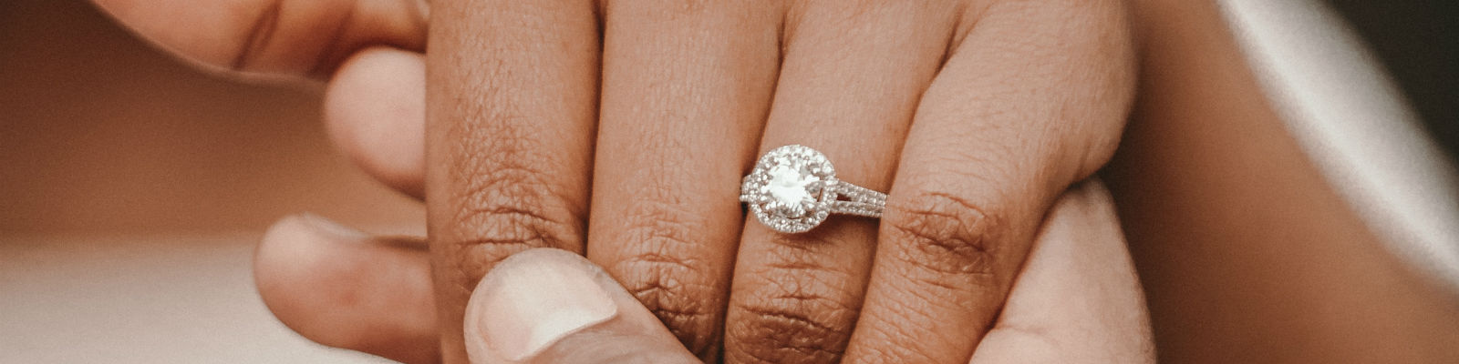 Cheap Engagement Rings at Torosi